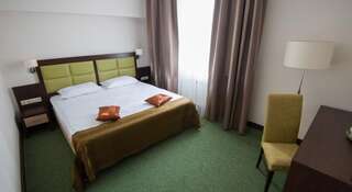 Гостиница Искра Химки Стандартный двухместный номер с 1 кроватью или 2 отдельными кроватями-6